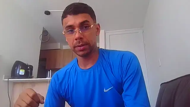 Snapshot of allanjones15 chatting on 9, 9, 2025 allanjones15 online show from 9, 9, 2025