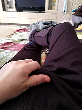 Snapshot of Mumuska chatting on 31, 10, 2025 Mumuska online show from 31, 10, 2025