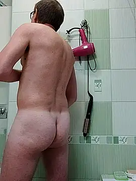 ExhibitPoll online show from 14, 9, 2025