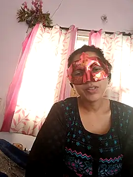 Snapshot of thanusi_2 chatting on 13, 2, 2026 thanusi 2 online show from 13, 2, 2026