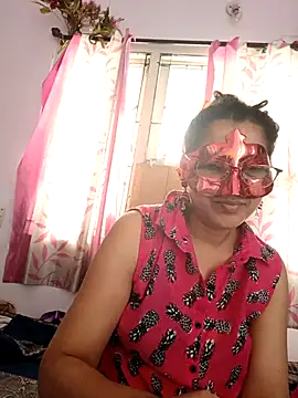 Snapshot of thanusi_2 chatting on 1, 3, 2026 thanusi 2 online show from 1, 3, 2026