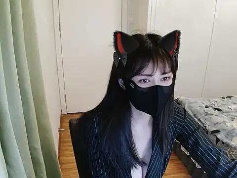 Winnie-01 online show from 14, 3, 2026