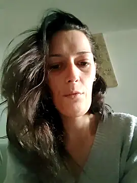 Mila Luciphya online show from 18, 12, 2025