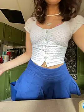 AuraLush online show from 19, 4, 2026