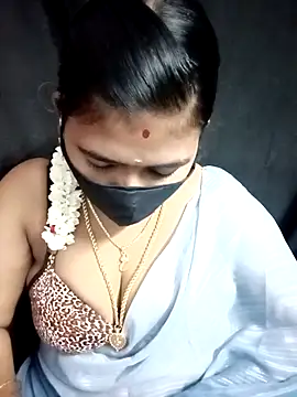 Snapshot of Tamil_Lotus chatting on 24, 9, 2025 Tamil Lotus online show from 24, 9, 2025