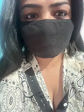 Snapshot of Theindian_Barbie chatting on 18, 12, 2025 Theindian Barbie online show from 18, 12, 2025