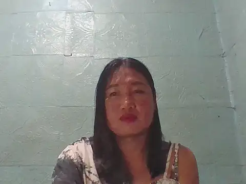 sluttymisuki online show from 1, 7, 2026
