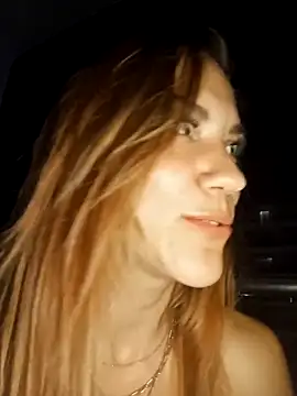 Snapshot of SlimBellaa chatting on 8, 9, 2025 SlimBellaa online show from 8, 9, 2025