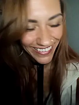 Snapshot of SlimBellaa chatting on 13, 9, 2025 SlimBellaa online show from 13, 9, 2025