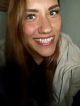 Snapshot of SlimBellaa chatting on 16, 9, 2025 SlimBellaa online show from 16, 9, 2025