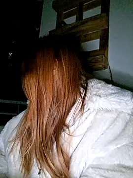 Snapshot of SlimBellaa chatting on 3, 10, 2025 SlimBellaa online show from 3, 10, 2025