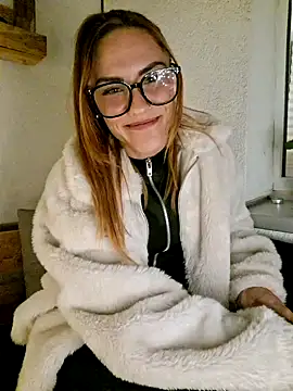 Snapshot of SlimBellaa chatting on 16, 10, 2025 SlimBellaa online show from 16, 10, 2025