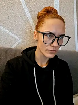 Snapshot of SlimBellaa chatting on 25, 10, 2025 SlimBellaa online show from 25, 10, 2025