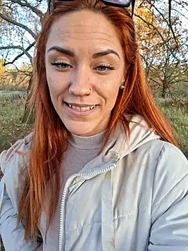 Snapshot of SlimBellaa chatting on 4, 11, 2025 SlimBellaa online show from 4, 11, 2025