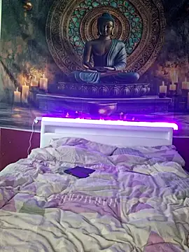 Snapshot of SlimBellaa chatting on 12, 11, 2025 SlimBellaa online show from 12, 11, 2025