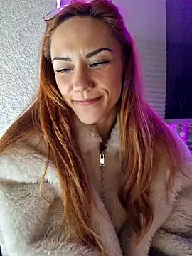 Snapshot of SlimBellaa chatting on 15, 11, 2025 SlimBellaa online show from 15, 11, 2025