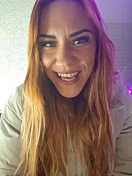 Snapshot of SlimBellaa chatting on 26, 11, 2025 SlimBellaa online show from 26, 11, 2025