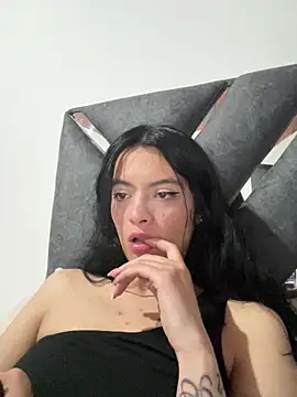 LiaCollings online show from 24, 11, 2025