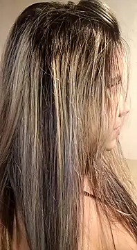 Snapshot of Loirasasafada chatting on 26, 5, 2026 Loirasasafada online show from 26, 5, 2026