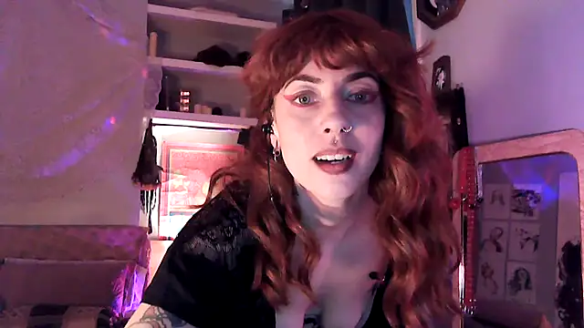 Sirenlucy online show from 19, 11, 2025