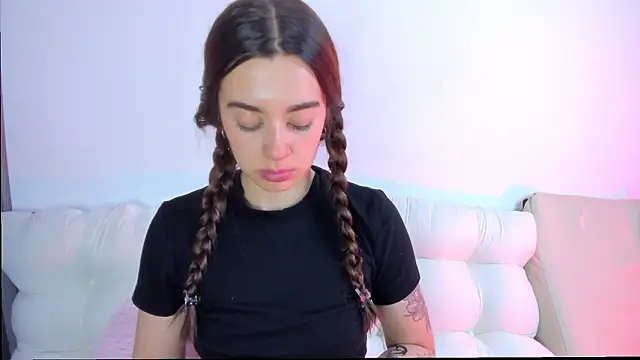 MissLana77 online show from 8, 2, 2026