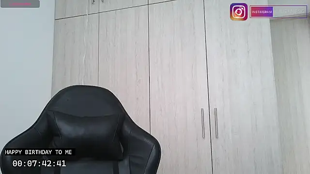 Yulienneg online show from 23, 9, 2025