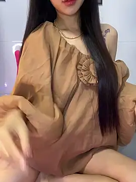 Snapshot of Sexlove_bb chatting on 17, 10, 2025 Sexlove bb online show from 17, 10, 2025