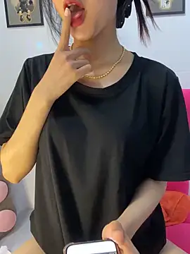 Snapshot of Sexlove_bb chatting on 3, 2, 2026 Sexlove bb online show from 3, 2, 2026