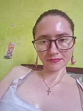 Snapshot of Linda_Hot13 chatting on 13, 9, 2025 Linda Hot13 online show from 13, 9, 2025