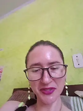 Snapshot of Linda_Hot13 chatting on 5, 10, 2025 Linda Hot13 online show from 5, 10, 2025