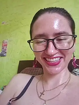 Snapshot of Linda_Hot13 chatting on 10, 10, 2025 Linda Hot13 online show from 10, 10, 2025