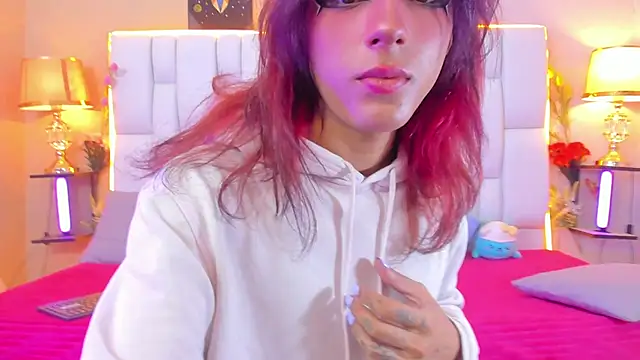 Snapshot of MilkWhore1 chatting on 9, 10, 2025 MilkWhore1 online show from 9, 10, 2025