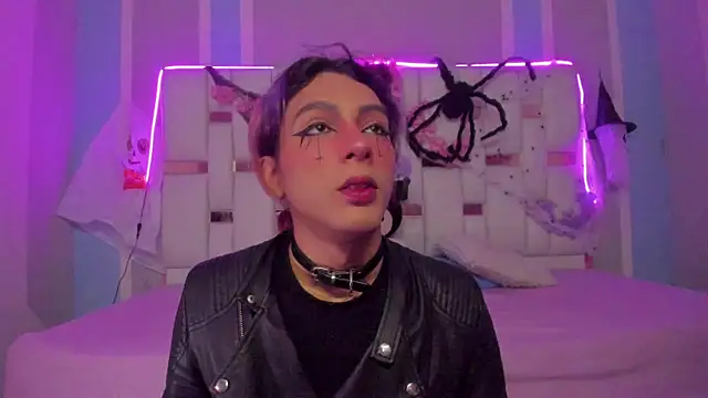 Snapshot of MilkWhore1 chatting on 29, 10, 2025 MilkWhore1 online show from 29, 10, 2025