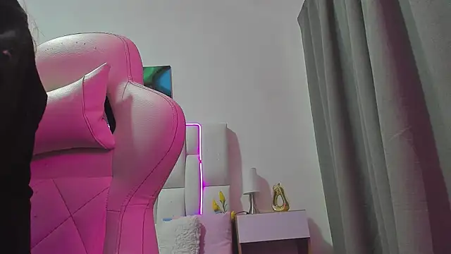 MilkWhore1 online show from 15, 4, 2026