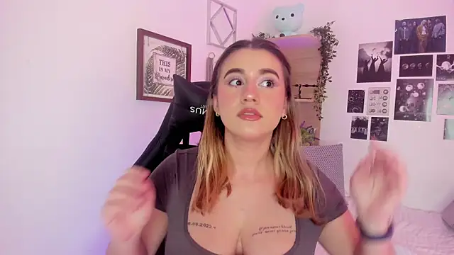 Snapshot of Lana_Herondale chatting on 17, 9, 2025 Lana Herondale online show from 17, 9, 2025