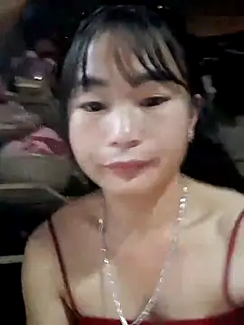 Snapshot of Sunyinn chatting on 4, 10, 2025 Sunyinn online show from 4, 10, 2025