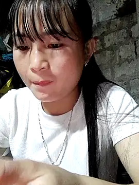 Snapshot of Sunyinn chatting on 6, 11, 2025 Sunyinn online show from 6, 11, 2025