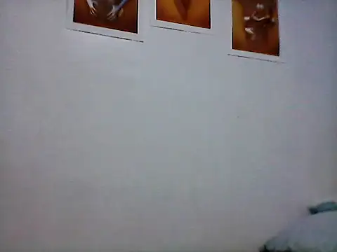 nhayasquirt online show from 10, 9, 2025