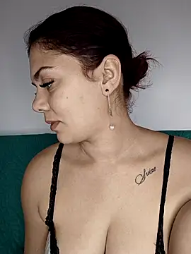 LadyNora online show from 19, 12, 2025