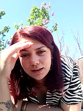 Snapshot of LadyNora chatting on 5, 5, 2026 LadyNora online show from 5, 5, 2026