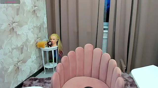 cute luucy online show from 21, 10, 2025