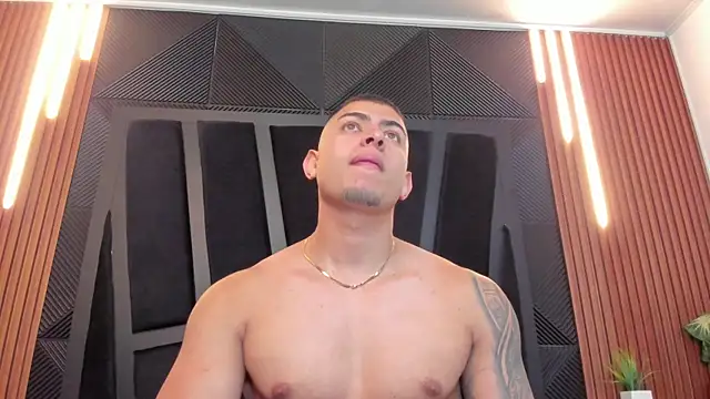 Snapshot of marco_garciia_ chatting on 20, 9, 2025 marco garciia online show from 20, 9, 2025