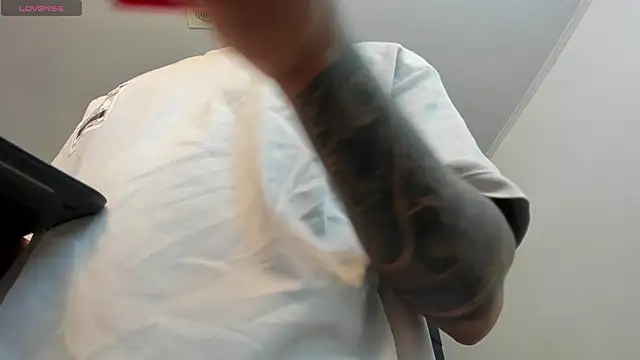 marco garciia  online show from 1, 12, 2025