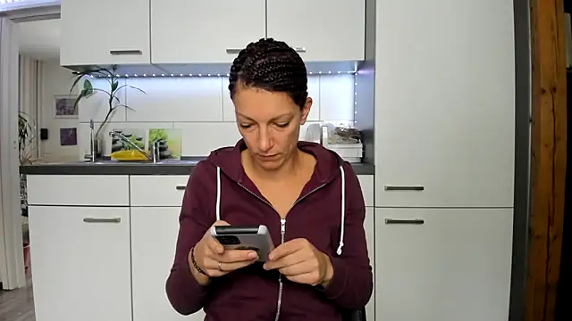 Snapshot of Axunamun chatting on 25, 11, 2025 Axunamun online show from 25, 11, 2025