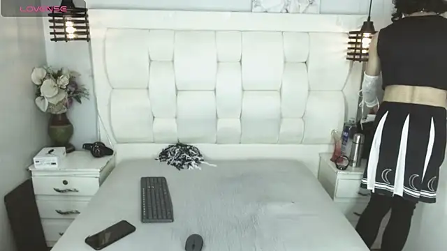 Atley Dolly online show from 17, 10, 2025