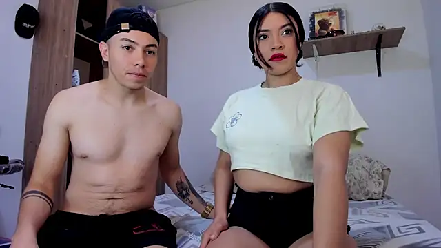 Snapshot of martin_and_samantha chatting on 14, 9, 2025 martin and samantha online show from 14, 9, 2025