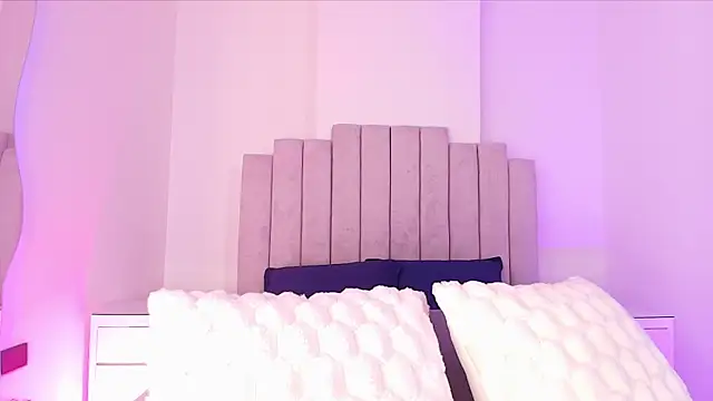 Snapshot of valecastro_ chatting on 20, 11, 2025 valecastro online show from 20, 11, 2025