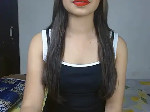 Snapshot of Crazyy_Girl chatting on 29, 10, 2025 Crazyy Girl online show from 29, 10, 2025