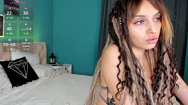 Snapshot of Ameli_Shell chatting on 10, 10, 2025 Ameli Shell online show from 10, 10, 2025