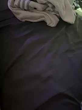 Snapshot of naughtycoupl98 chatting on 24, 3, 2026 naughtycoupl98 online show from 24, 3, 2026